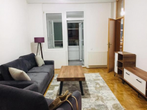 Urban Chic Apartment - Best Location in Prishtina